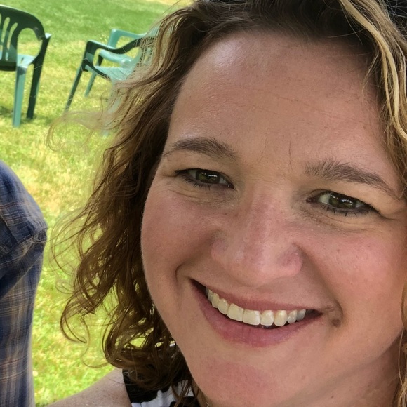 Meet your Posher, Paige - Picture 1 of 1